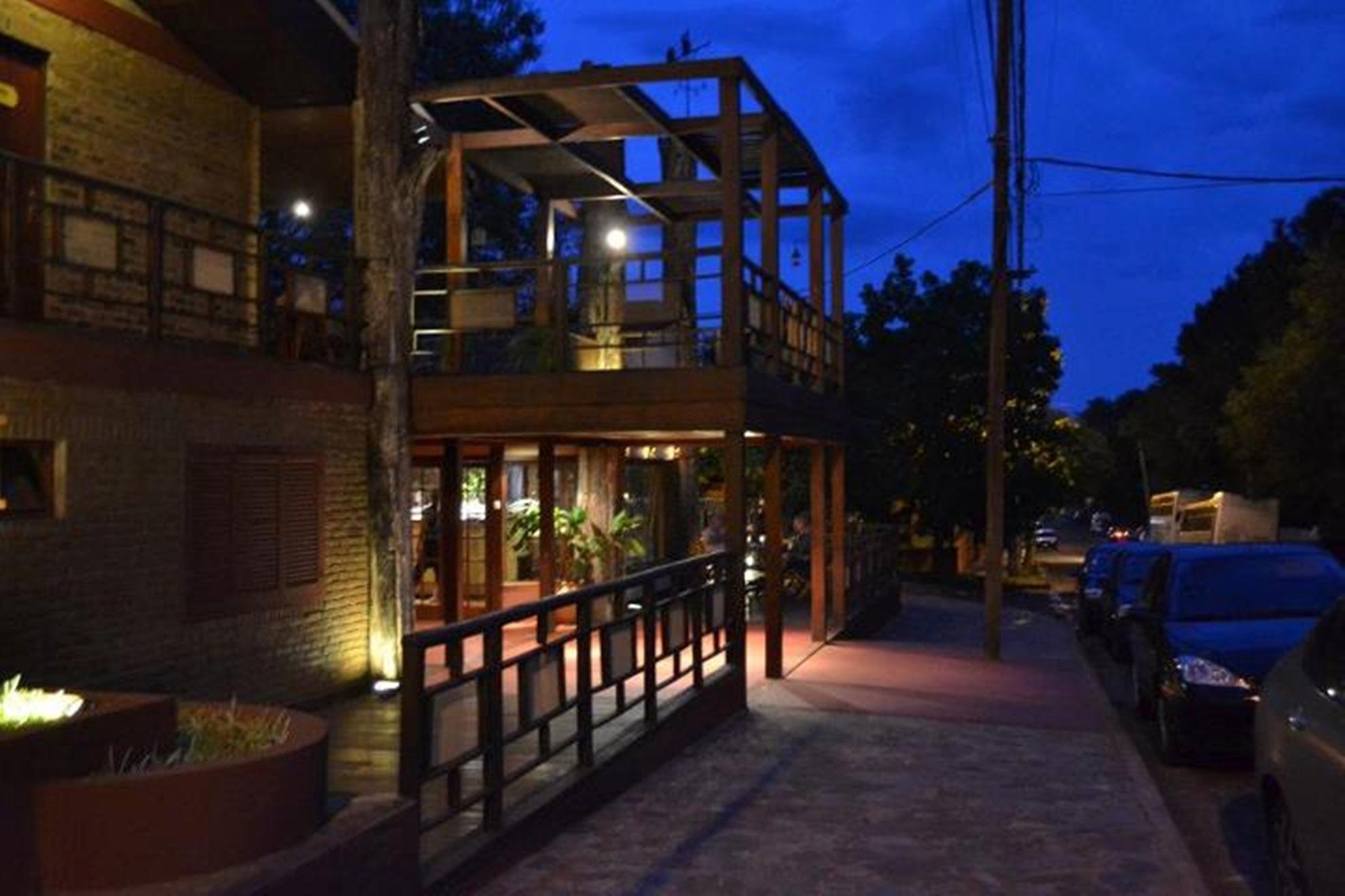 巴莎诺瓦套房酒店 伊瓜苏港 外观 照片